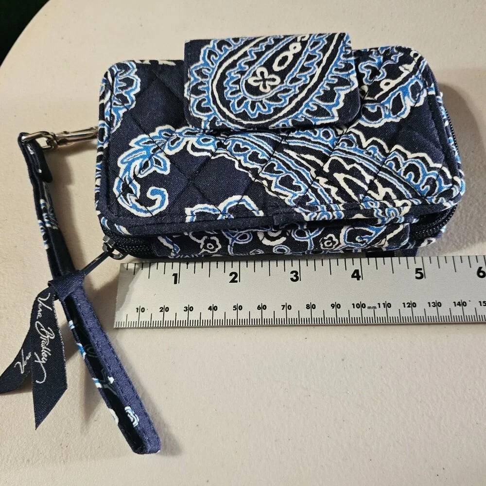 Vera Bradley All Around Zip Wristlet Wallet Blue Bandana Pattern EUC - Picture 7 of 9